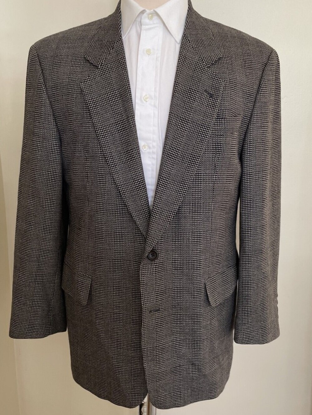 HUGO BOSS Silk Wool Nailhead Black White Check 40R